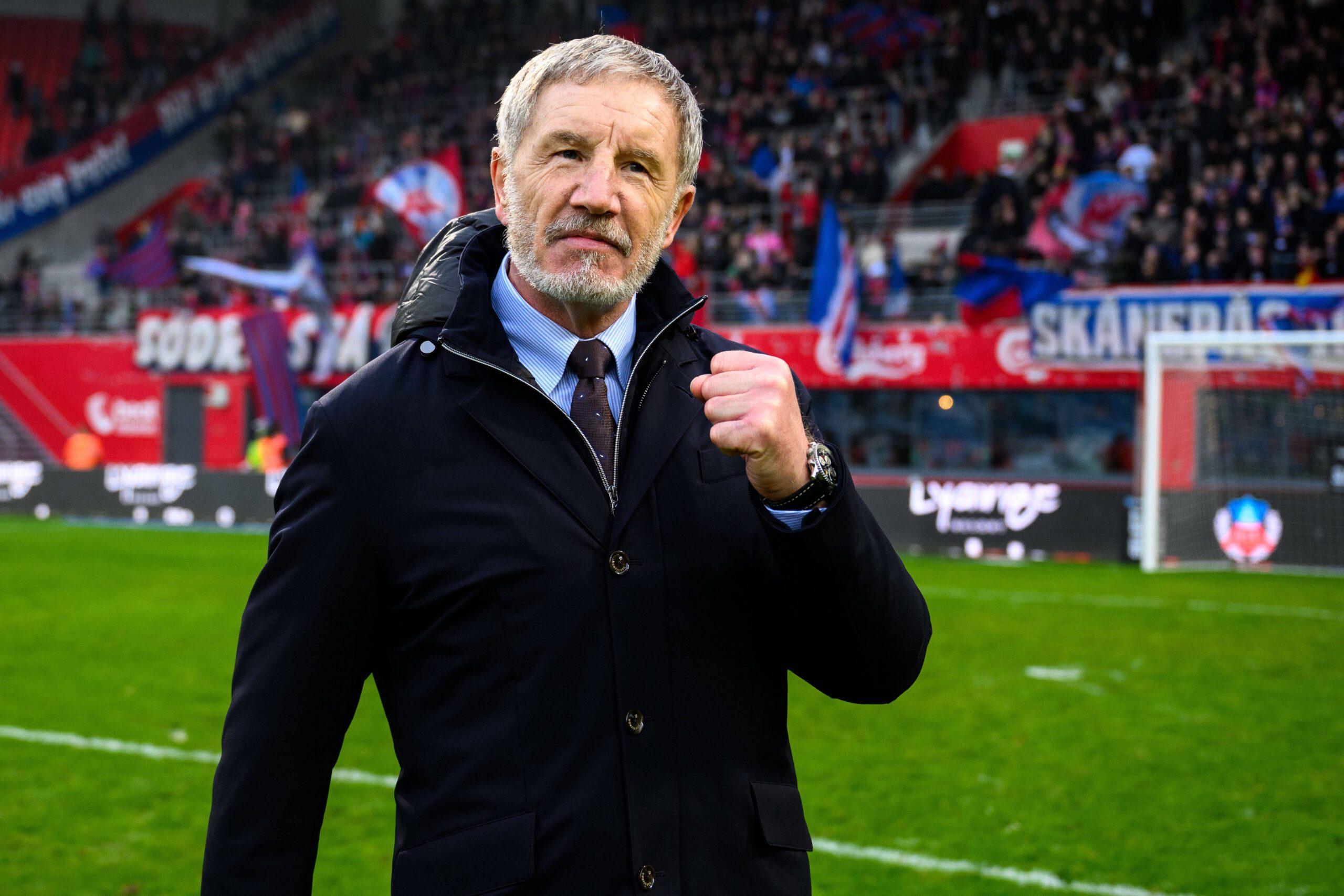 Milagres é com Stuart Baxter