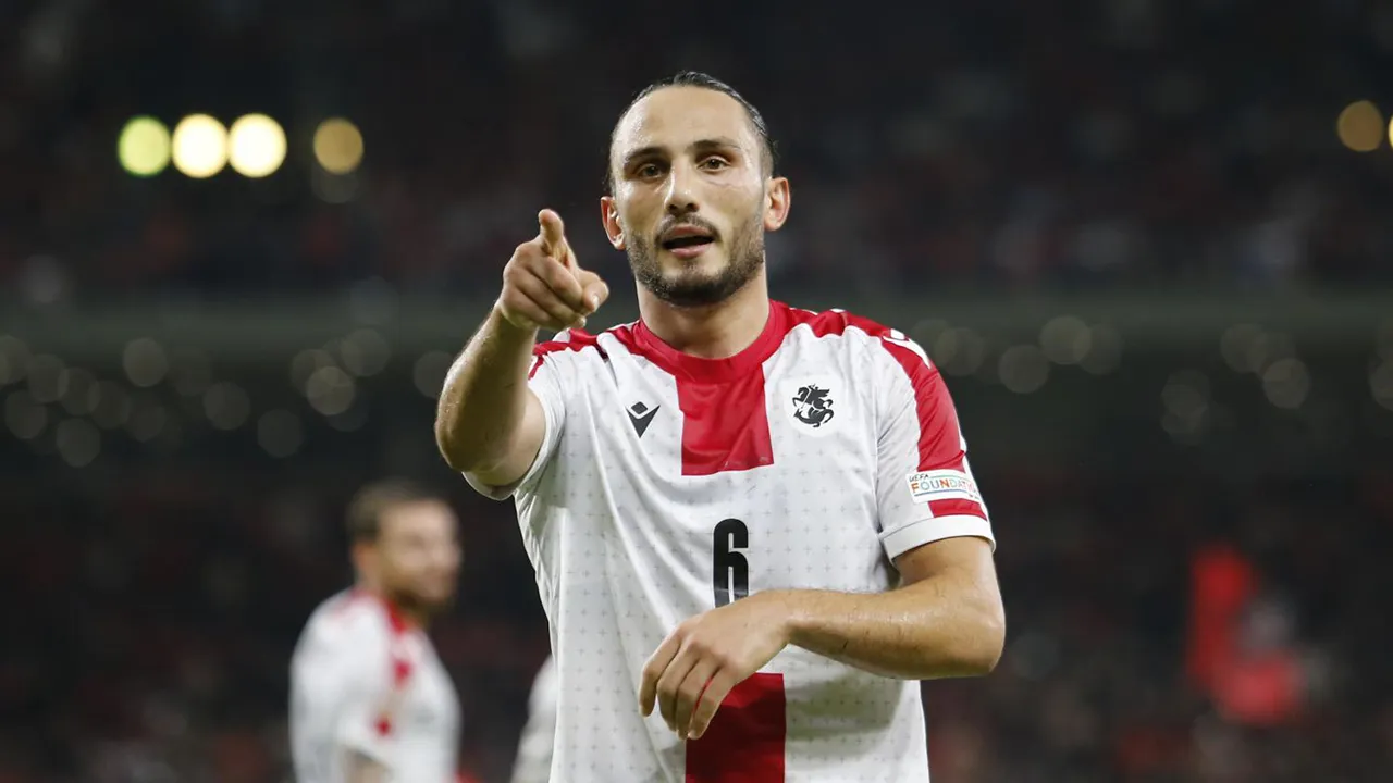 Mercado de transferências aberto: Toca a contratar!
