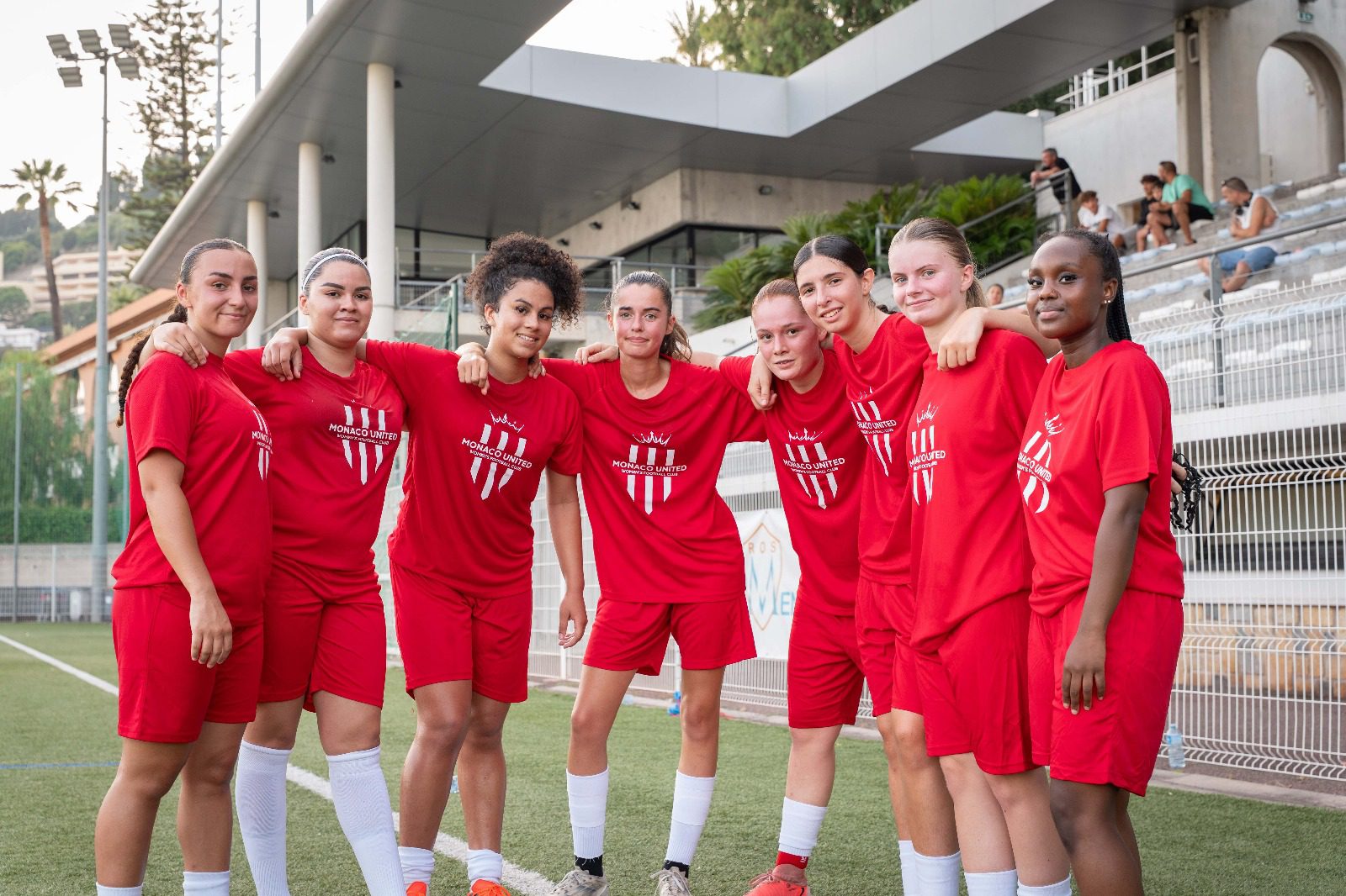 Monaco United Women - o projeto que recruta jogadoras pela internet