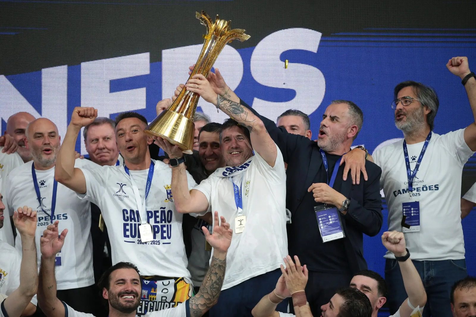 OC Barcelos - o peso da Champions valoriza atletas e resulta em saídas