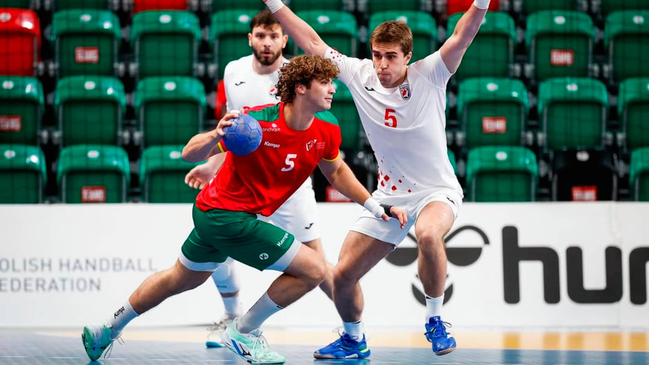 Gabriel Cavalcanti na elite do andebol aos 21 anos