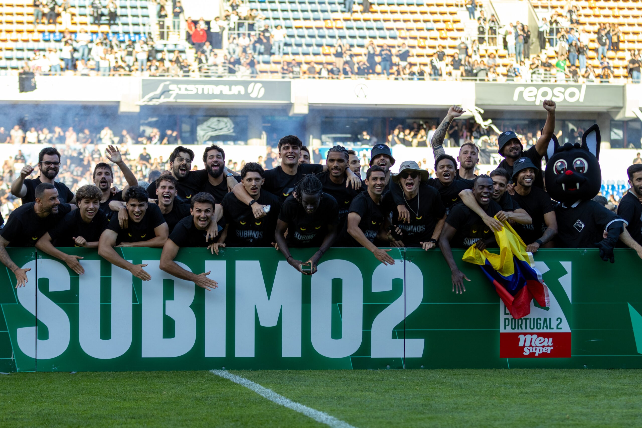 Coimbra em festa com a subida da Académica