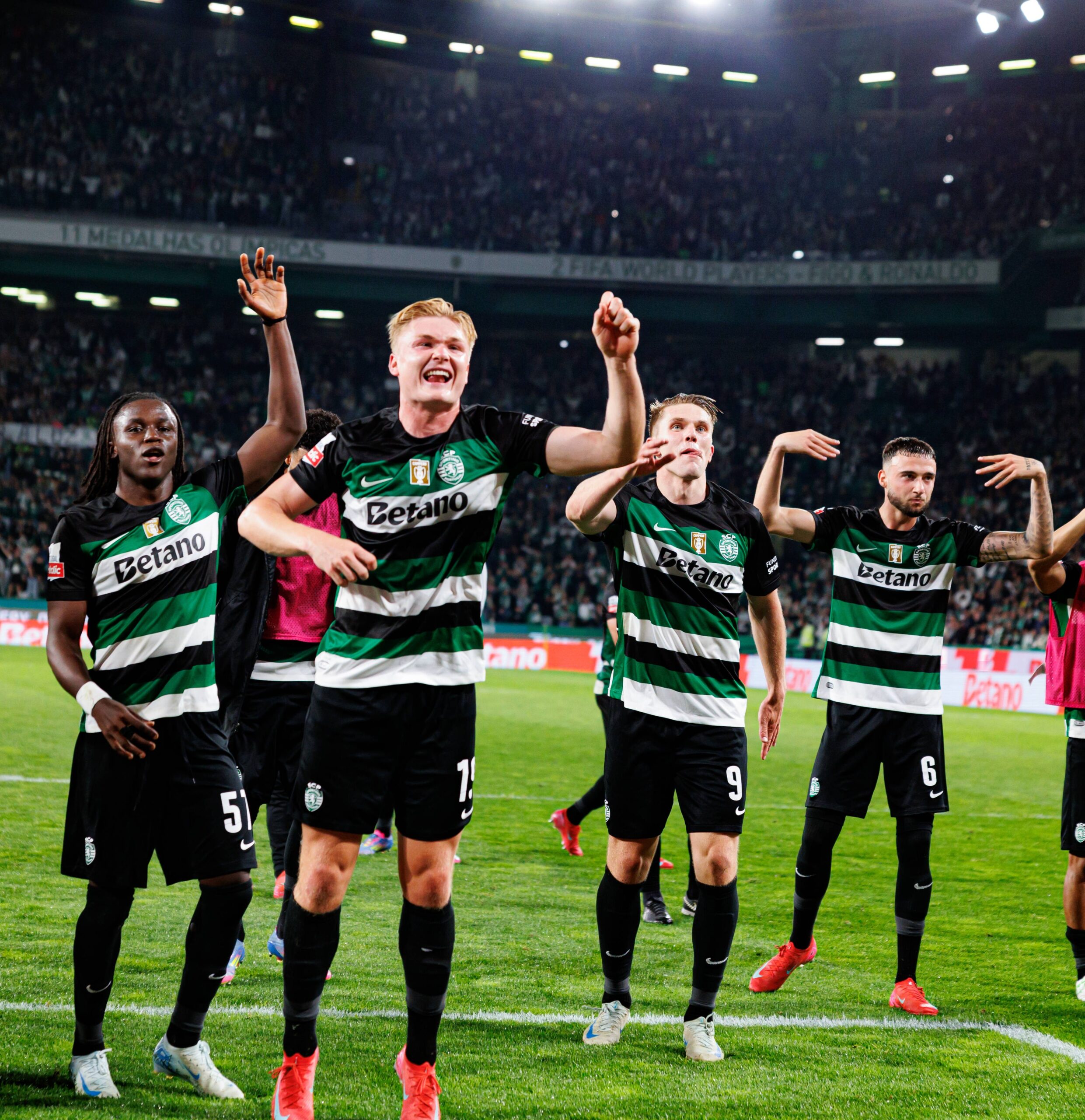 Sporting é bicampeão... 71 anos depois