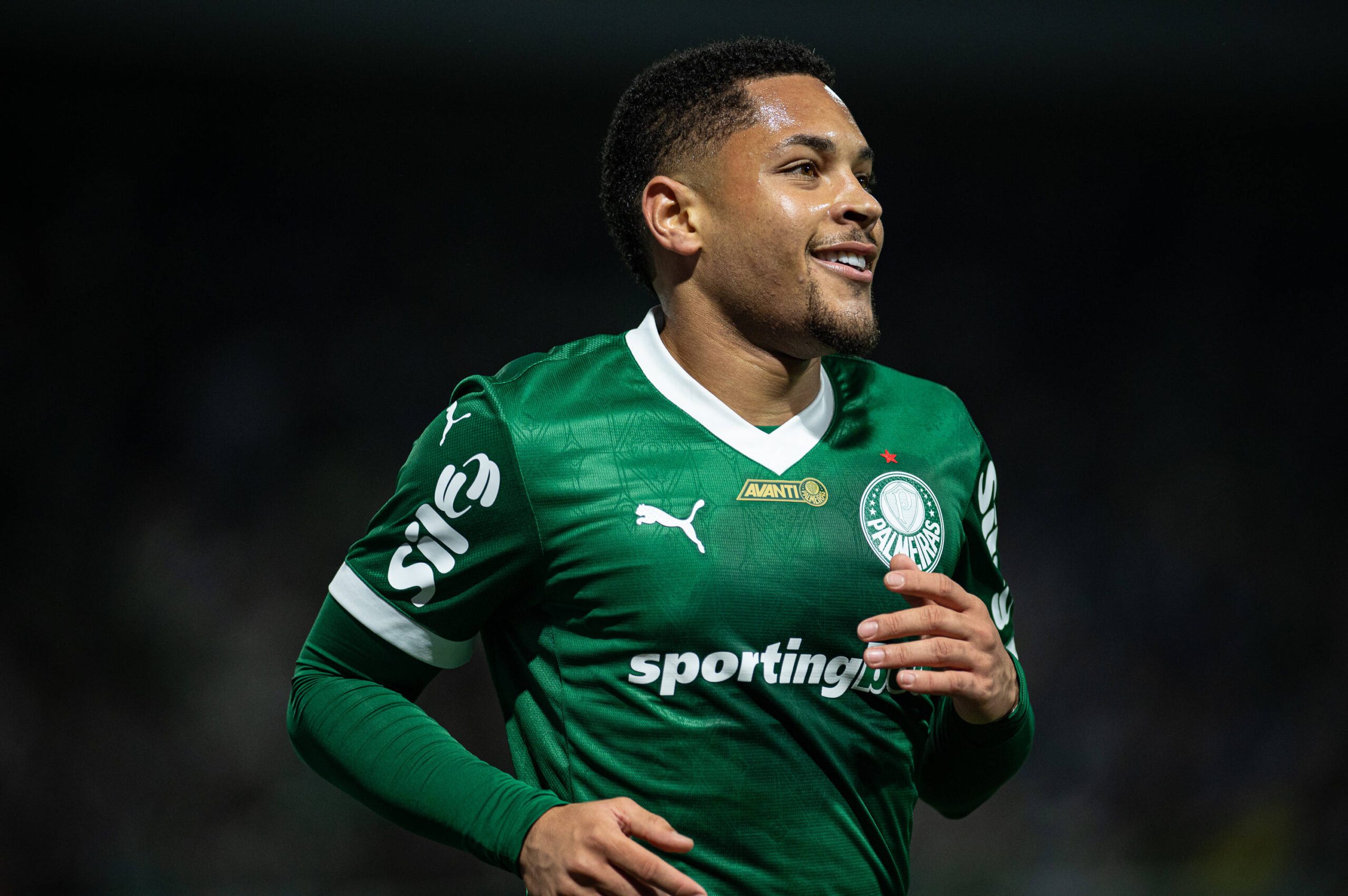 Palmeiras vence ao ritmo do 'Roque'n Roll'