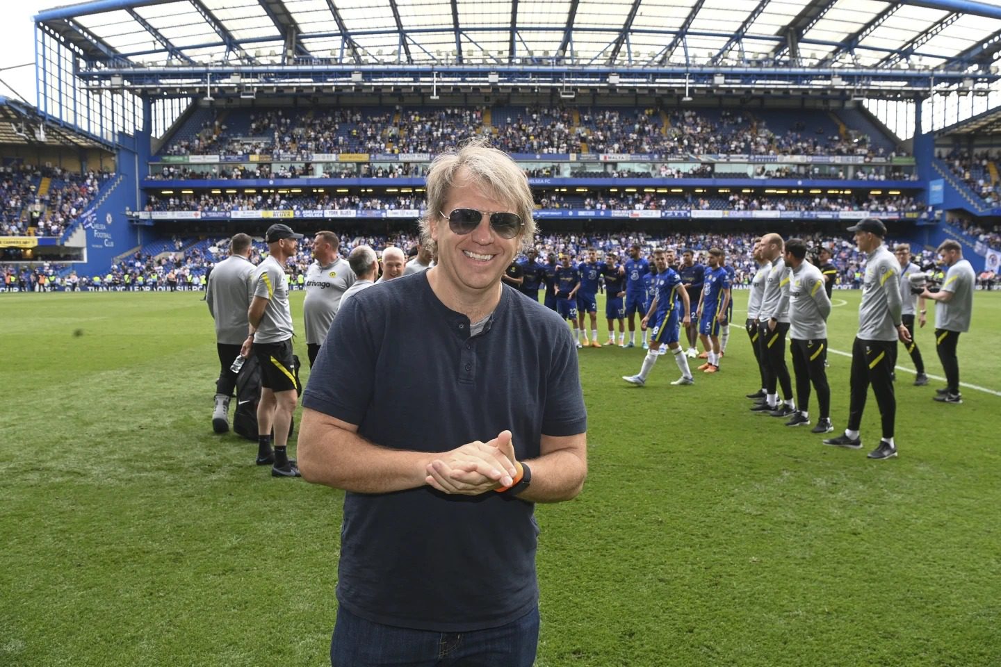 Chelsea líder em compras mas também nas vendas
