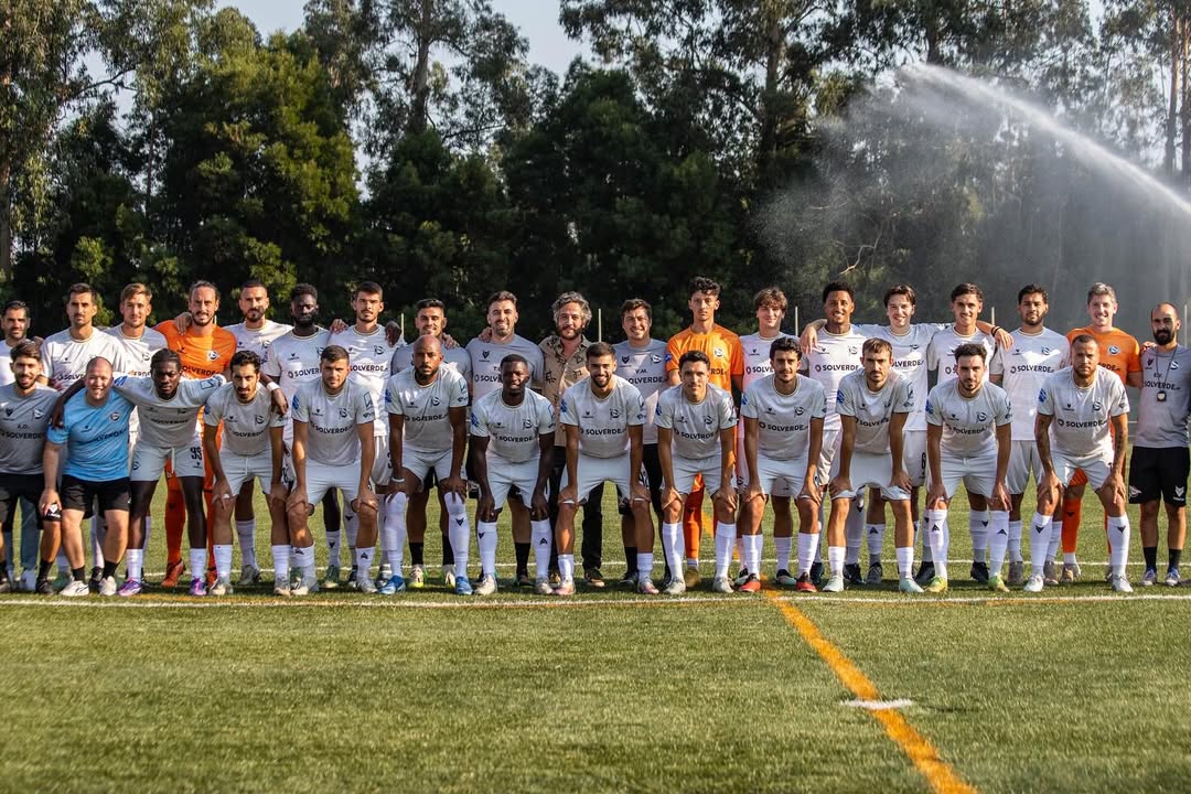 Espinho goleia equipa treinada por antigo jogador na Taça