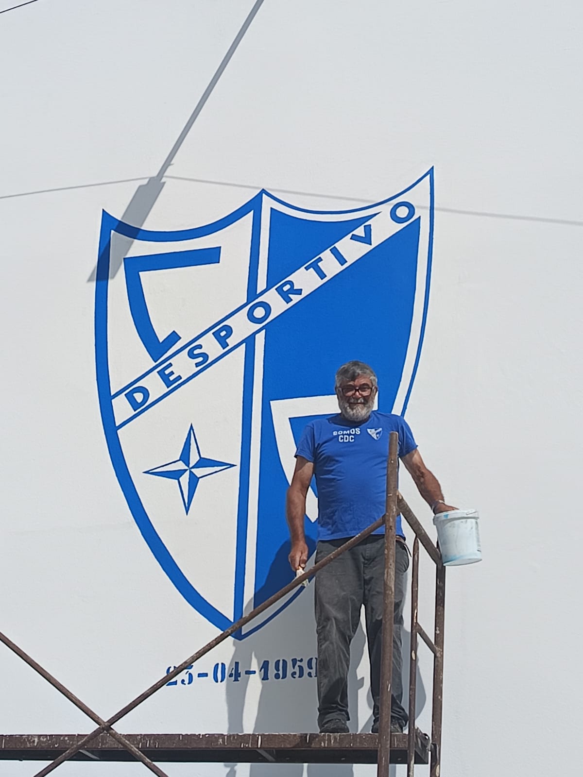 Presidente e adeptos remodelaram o estádio do Carapinheirense
