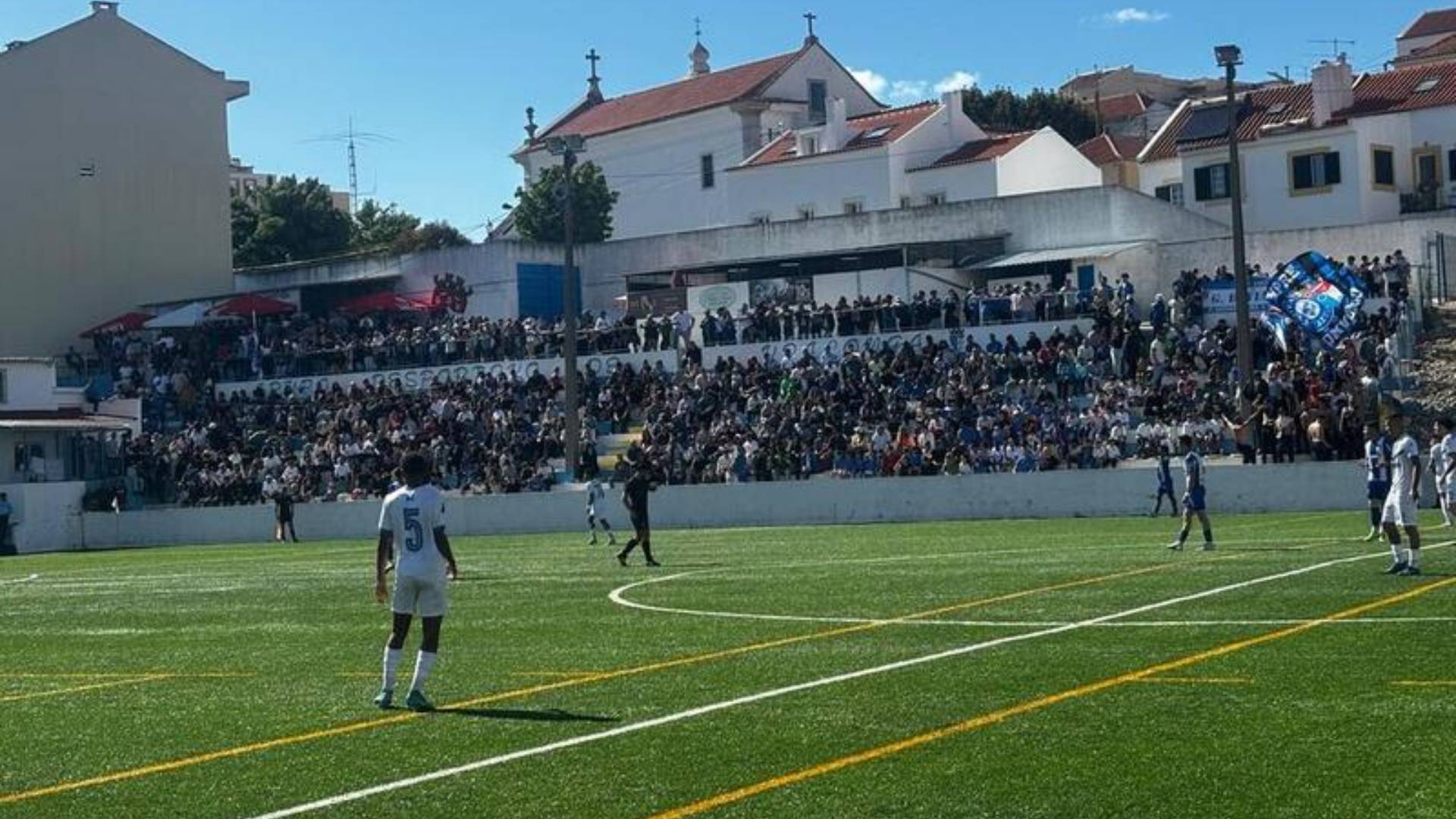 Segunda parte de loucos em dérbi da Azambuja