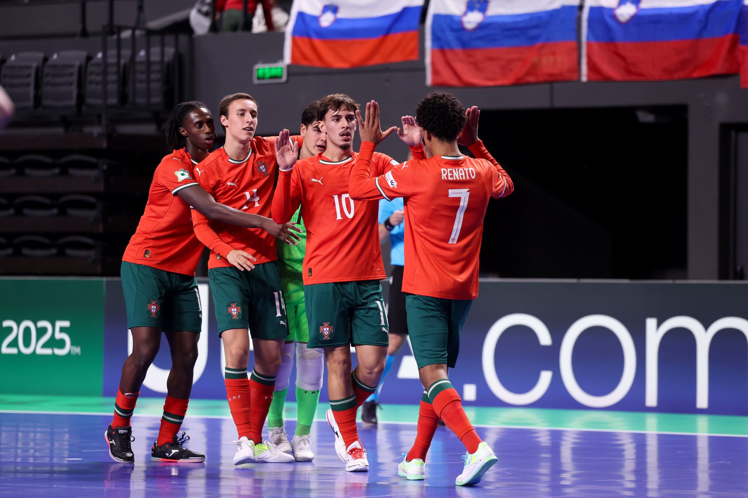 Portugal está na final do Euro sub-19 e defronta a Espanha