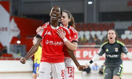 Águias voam em busca do ouro