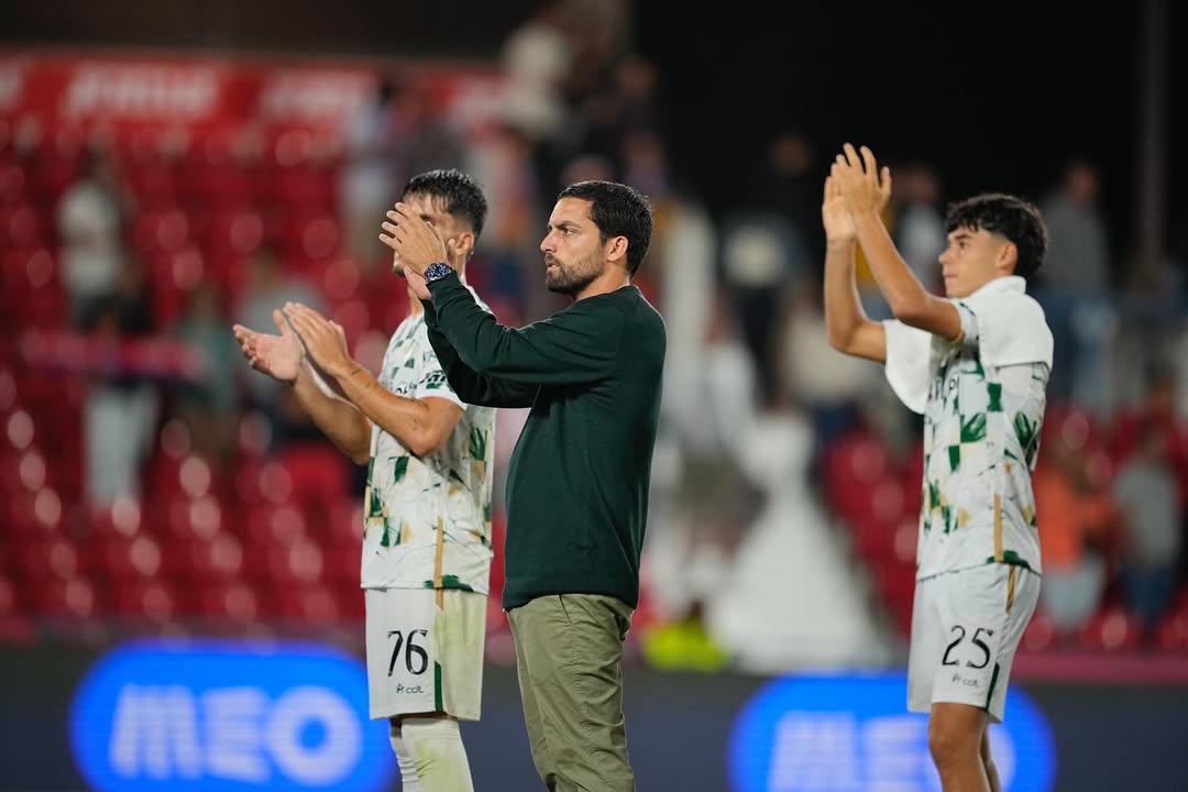 Vasco Botelho da Costa recebe o Dragão na ressaca da eliminação na Taça