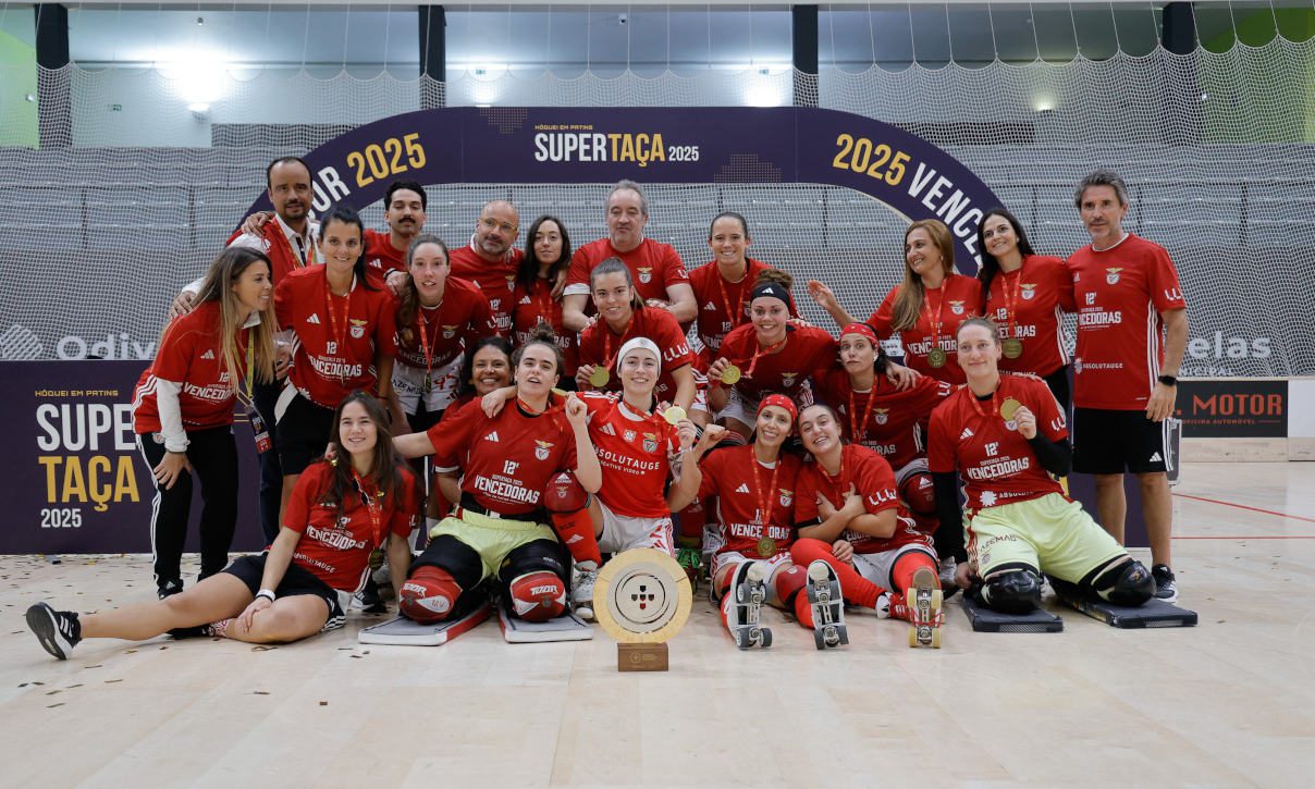 56 em 4 - Benfica atropela concorrência