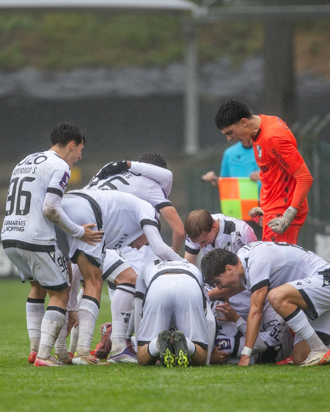 Vitória SC B imparável na Liga 3: do 9º lugar à liderança
