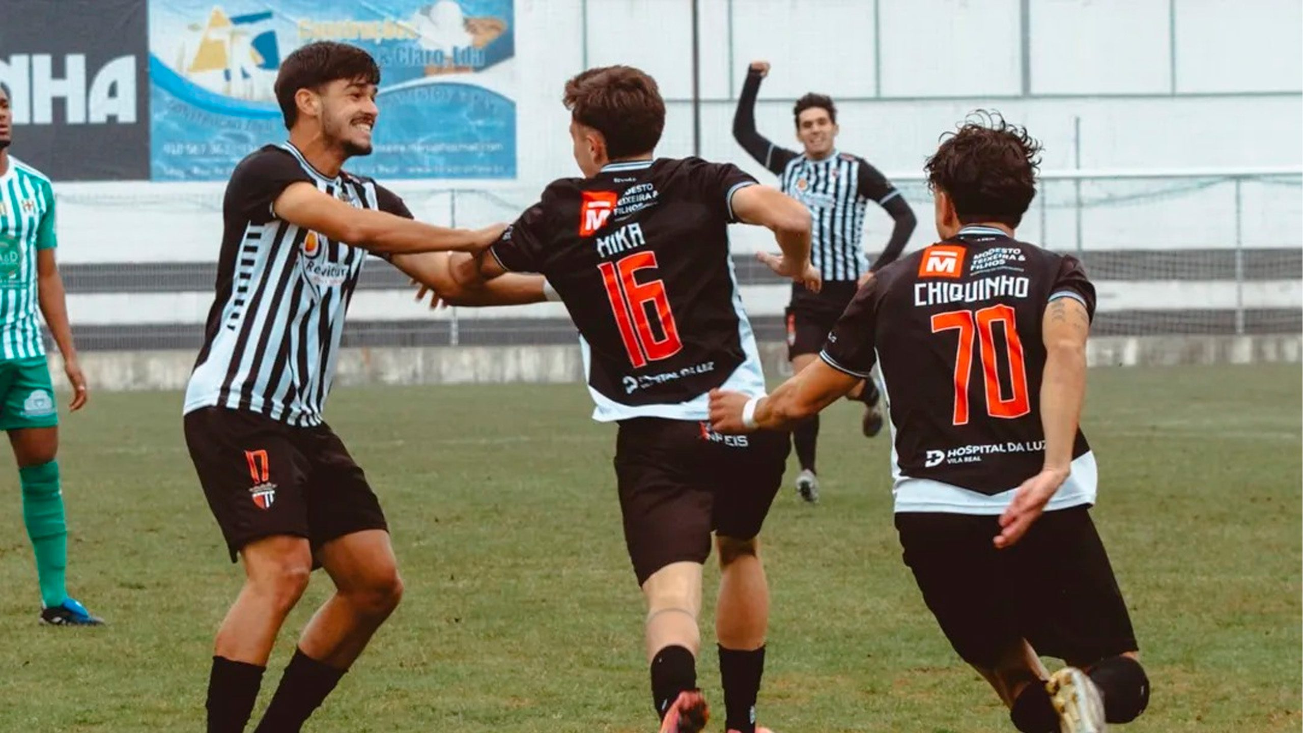 Vila Real sai da zona de despromoção com bis de Leandro Mika