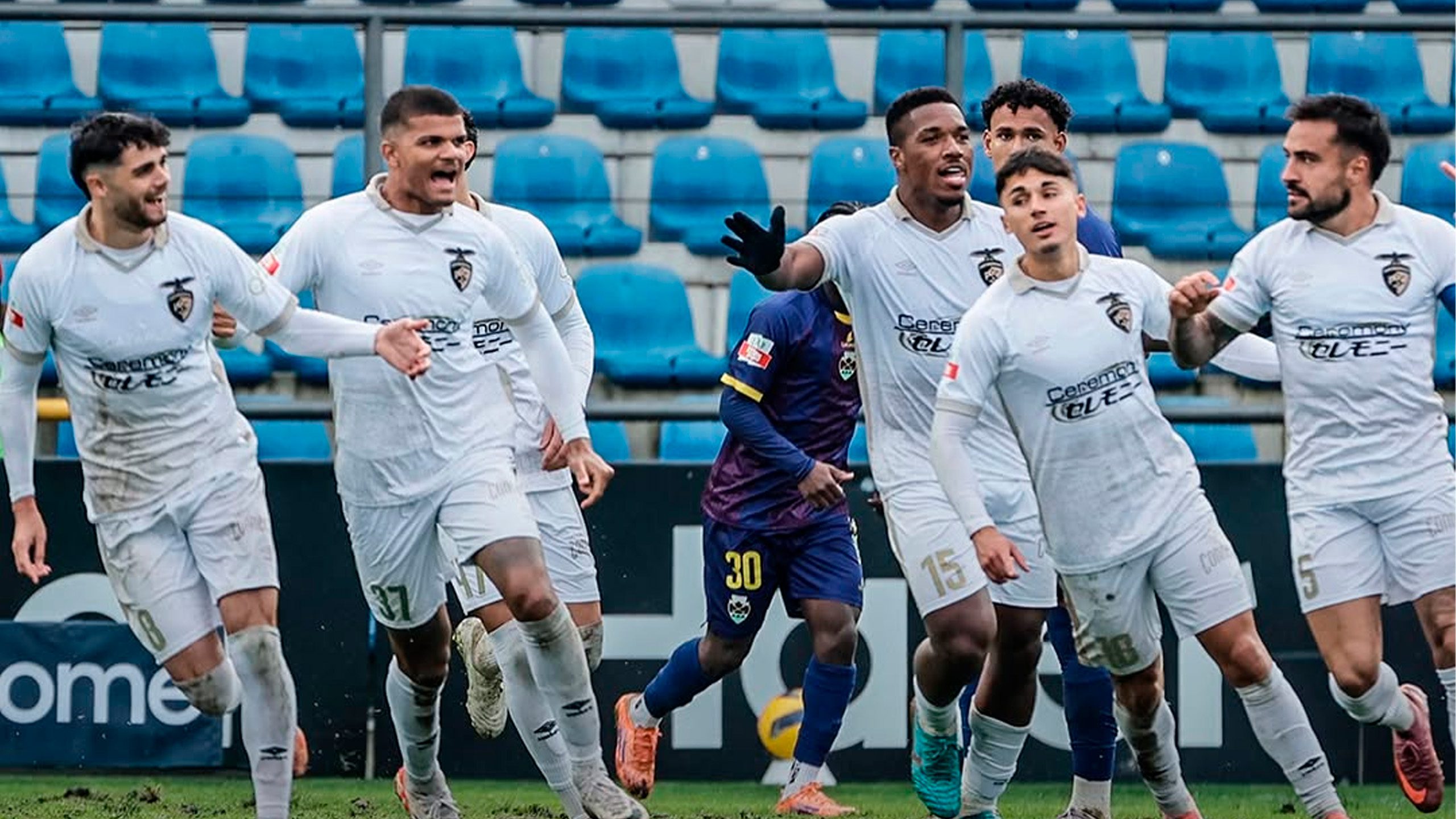 Portimonense viajou o país inteiro para voltar a vencer na Liga 2