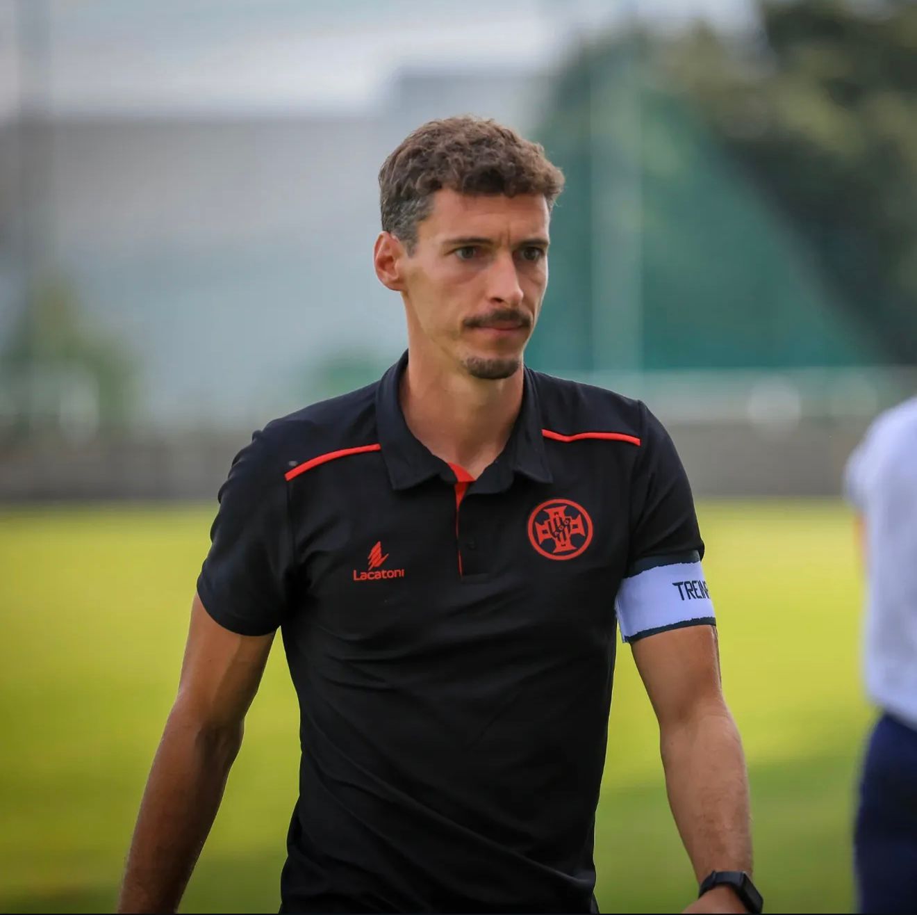 Ovarense e Espinho ficam sem treinador