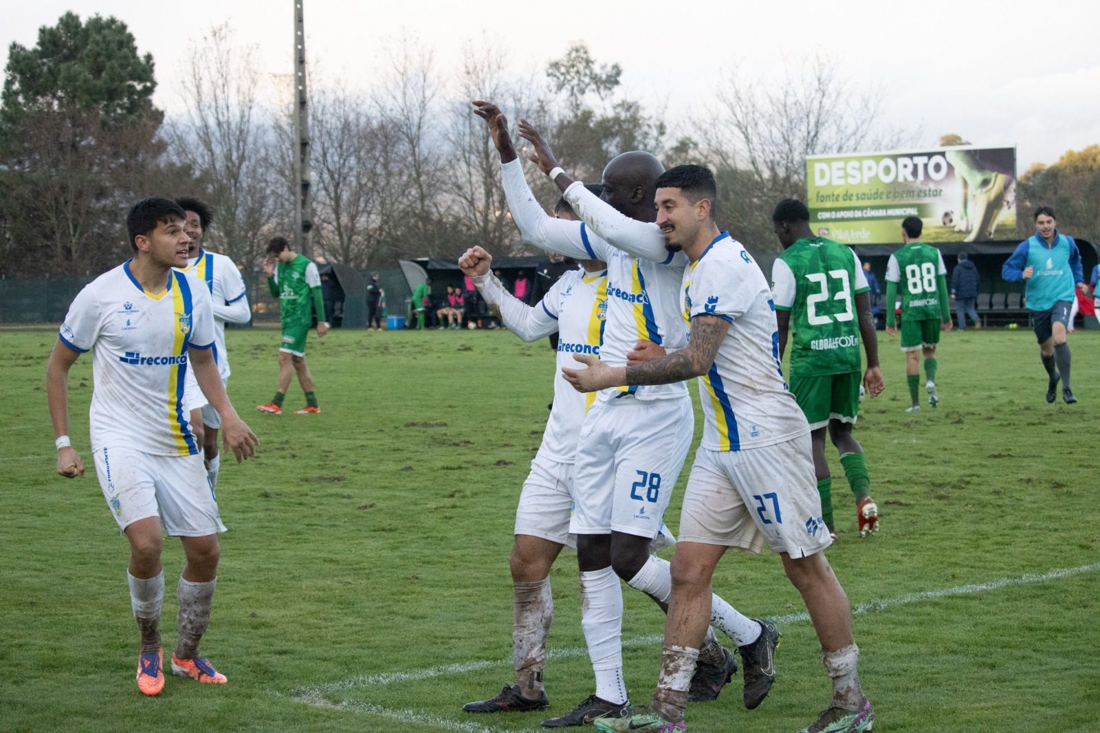 Troca de cadeiras no topo da Série A do Campeonato de Portugal